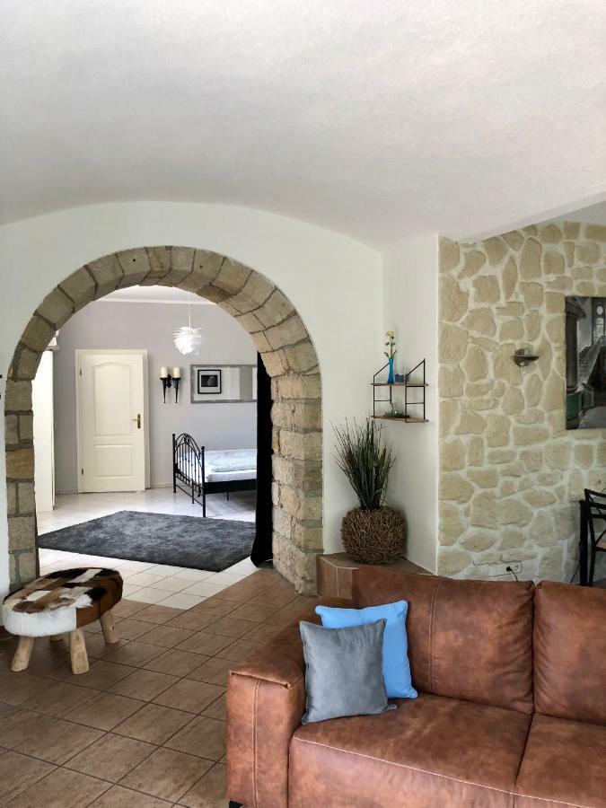 Ferienwohnung Am Wasser Villa Graf Von Pfeil Dresde Exterior foto